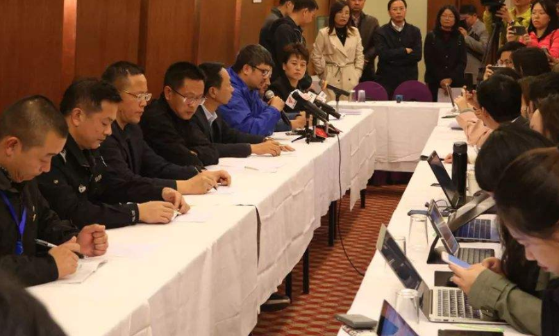 【要闻】南方周末：《走向共和》的内幕故事（图）