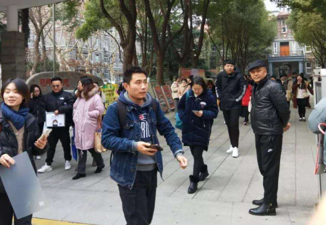 “广东出版”政务平台上线，21个民生企业可以直接上线运营