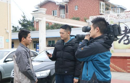 东莞学生两年内不能拿到驾照，新万仞回家参加半年的考试
